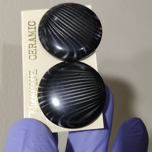 Women's Ceramic Black Circle Stud Earrings with Silver Color Stripes 1-inch - Picture 3 of 4